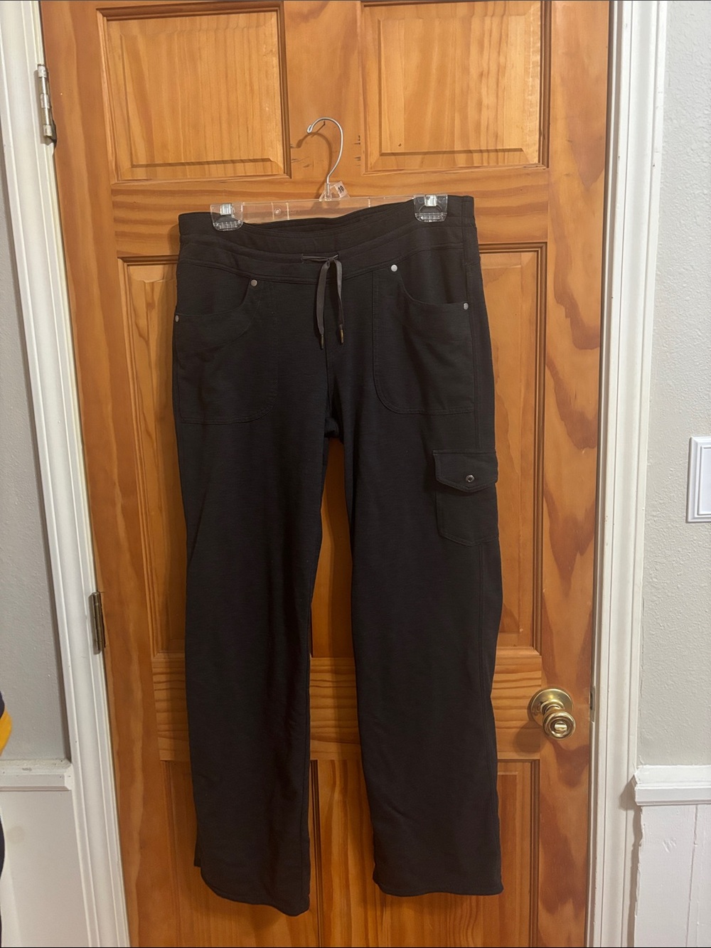 Kuhl Women's Black Cargo Joggers with Drawstring Waist